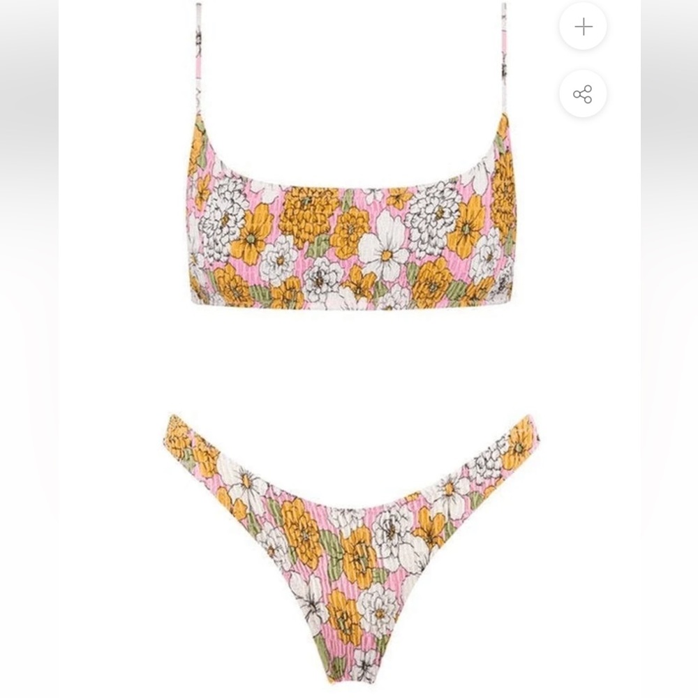 Anotherchill swim suit top and bikini like Triangl